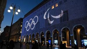 世界杯震撼一幕：孙颖莎让分全场掌声，赛场对手忍不住竖大拇指